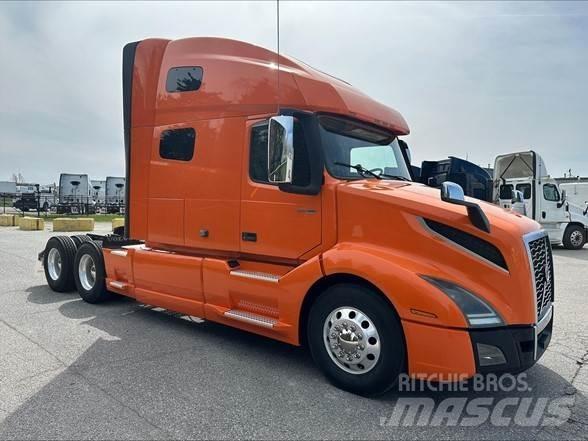 Volvo VNL42T760 Tegljači