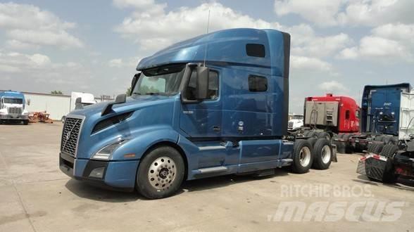 Volvo VNL64T760 Tegljači