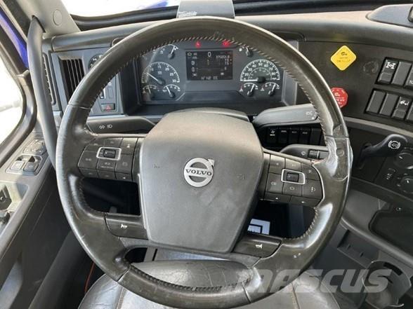Volvo VNL64T860 Tegljači