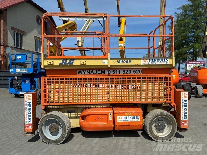 JLG 4069 Makazaste platforme