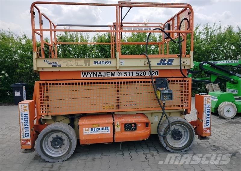 JLG 4069 Makazaste platforme