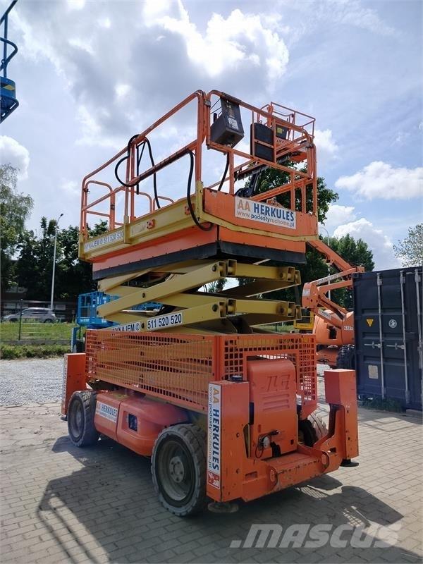 JLG 4069 Makazaste platforme