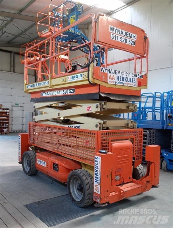 JLG 4069 Makazaste platforme
