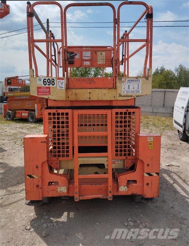 JLG 4069 Makazaste platforme
