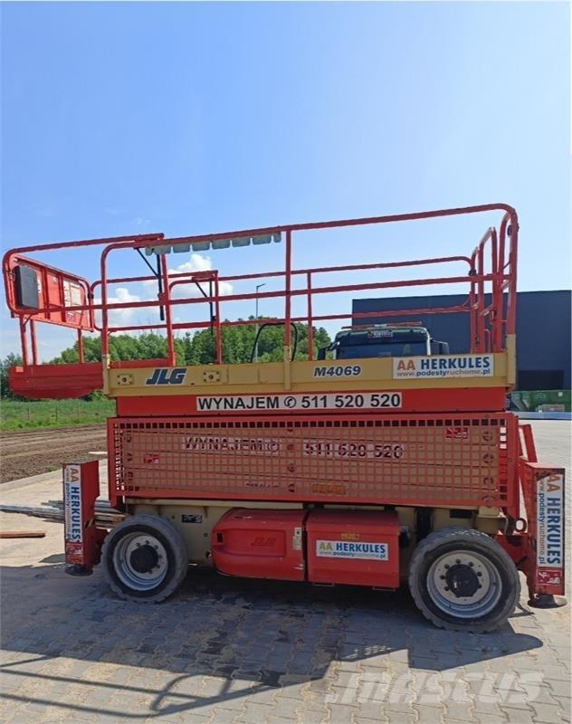 JLG 4069 Makazaste platforme