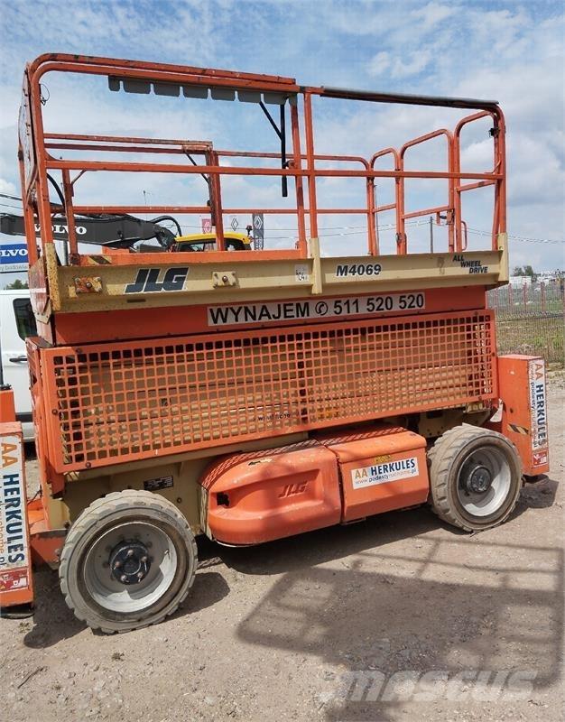 JLG 4069 Makazaste platforme