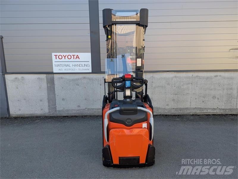 BT SPE160 Ručni električni viljuškar