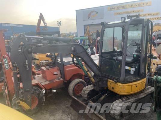 Komatsu PC26MR-3 Mini bageri < 7t