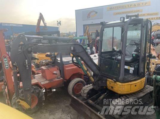 Komatsu PC26MR-3 Mini bageri < 7t