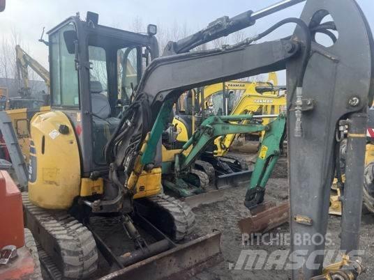 Komatsu PC26MR-3 Mini bageri < 7t