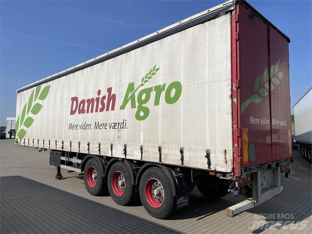 AMT Truckbeslag Poluprikolice sa ciradom