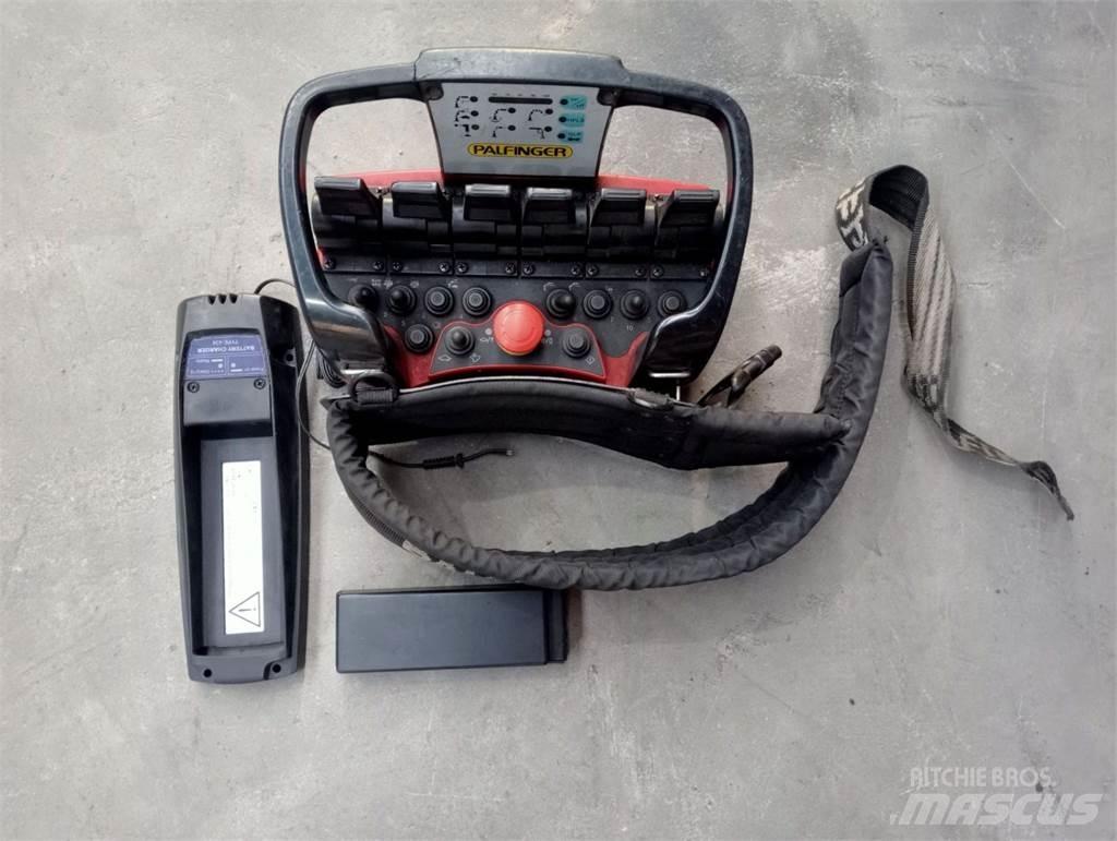 Palfinger PK 23002 Kranovi za utovar