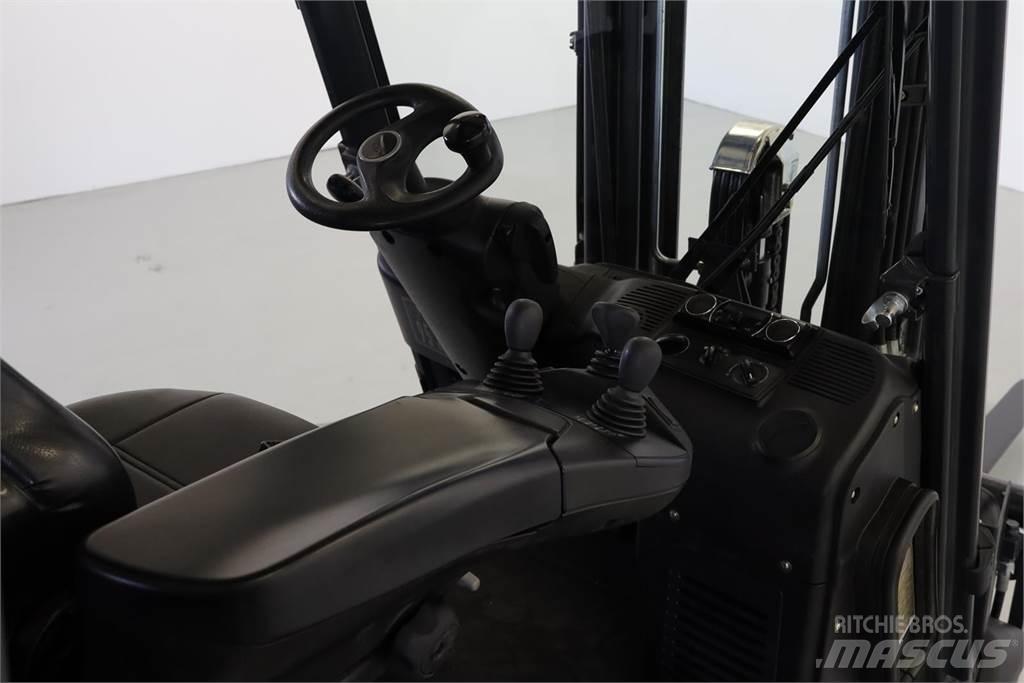 Linde H20T-01 Plinski viljuškari