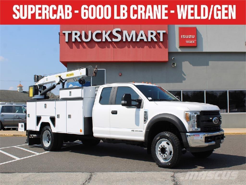 Ford F550 Kamioni sa kranom
