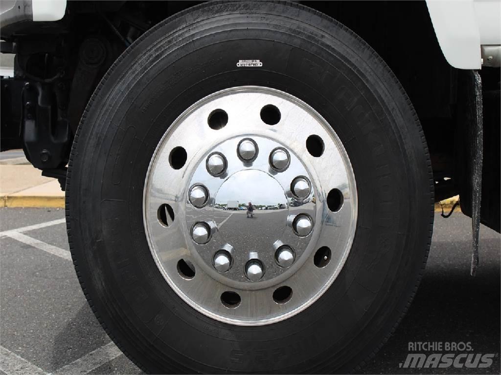 GMC 7500 Kamioni za piljevinu