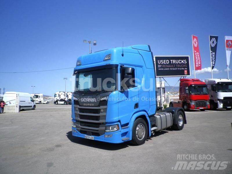 Scania R450 Tegljači