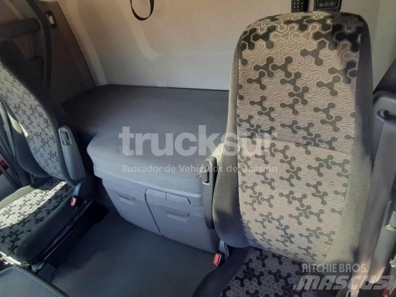 Scania S450 Tegljači