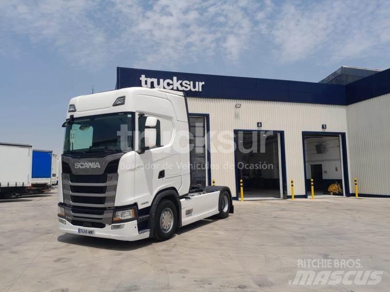 Scania S450 Tegljači