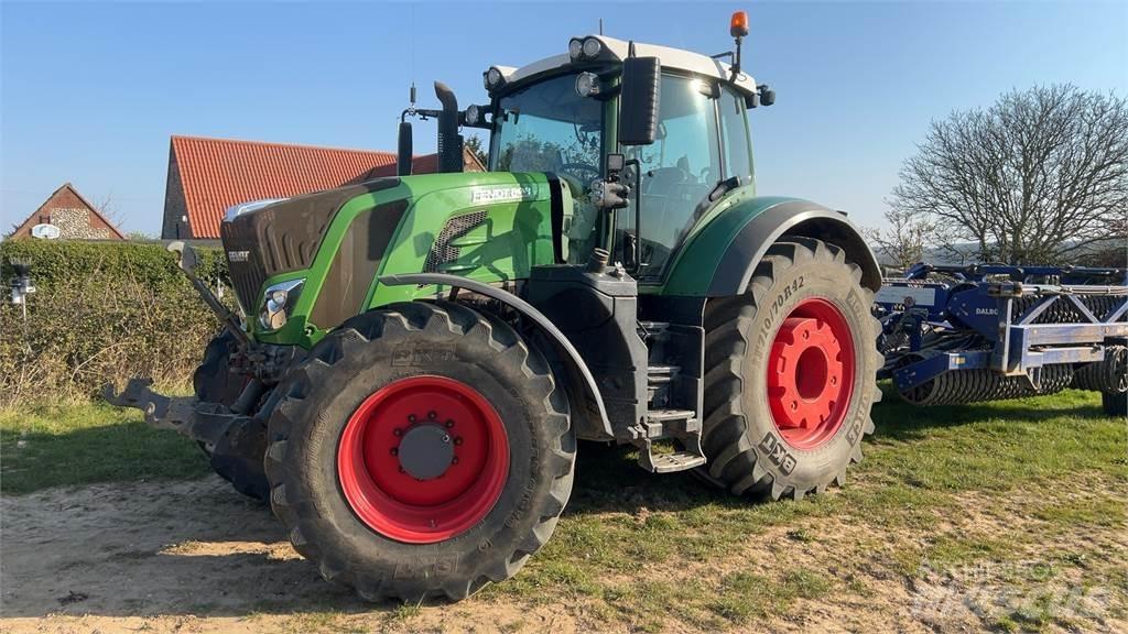 Fendt 828 S4 Traktori