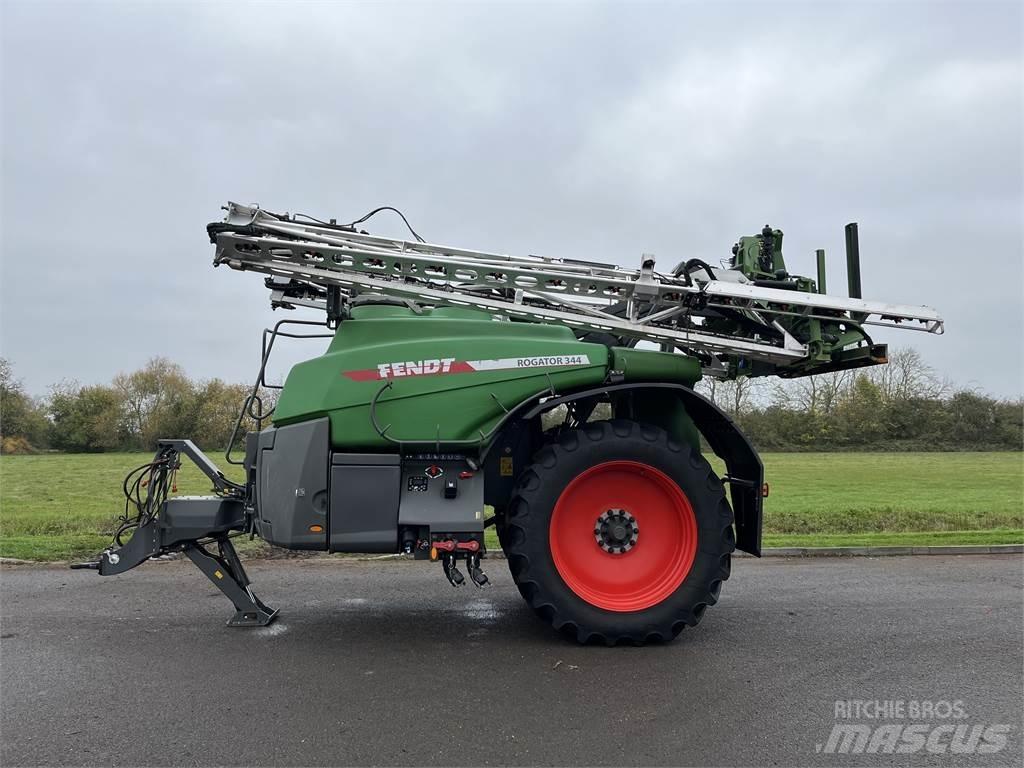 Fendt RG344 Vučene prskalice