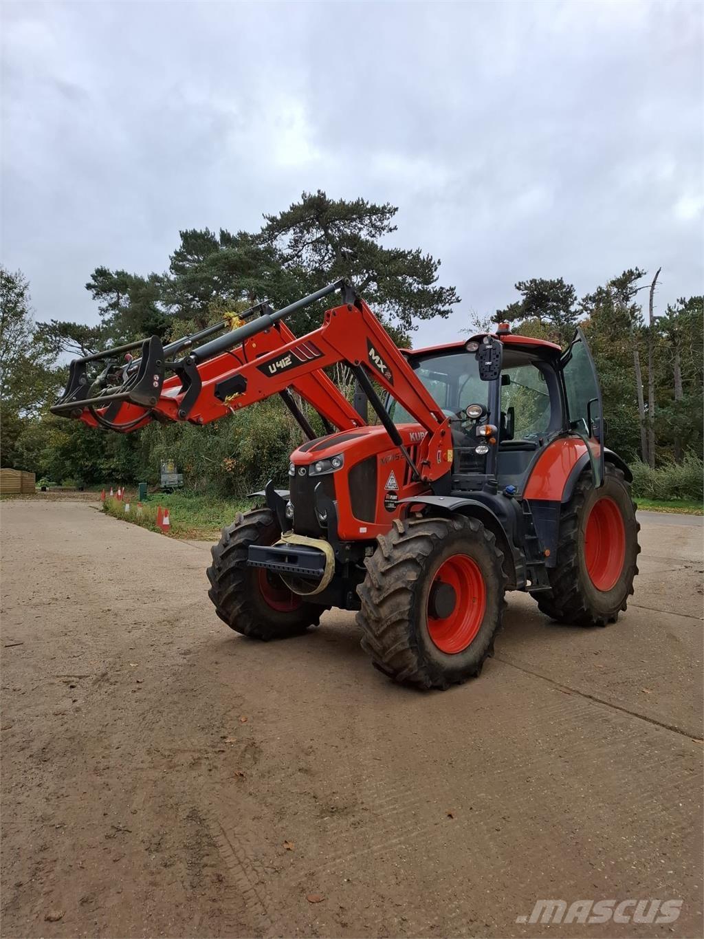 Kubota M7-152 Traktori