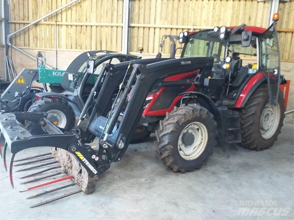 Valtra A115MH4 Traktori