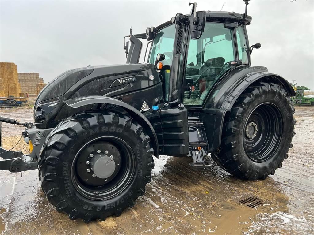 Valtra T174V Traktori