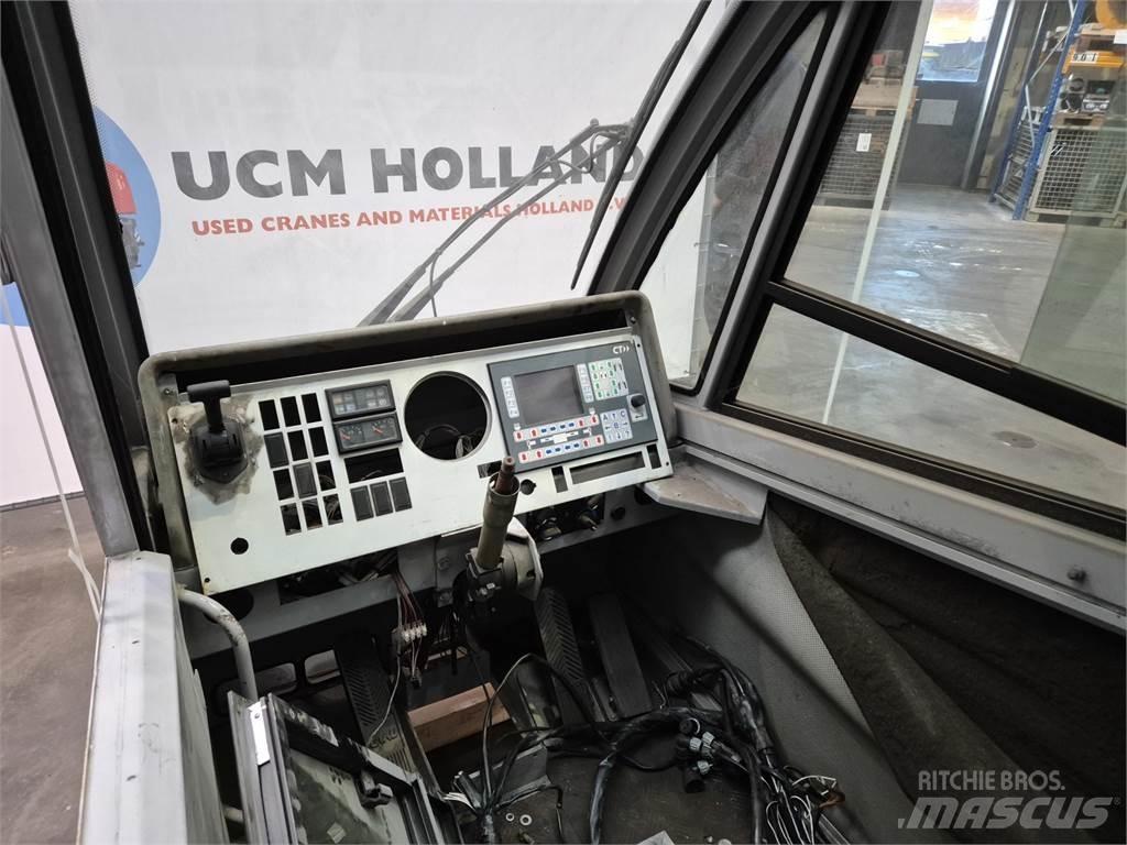  C.T.2 upper cabin Kabine i unutrašnjost