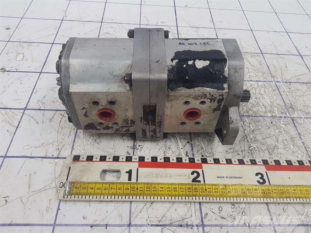  Dual gear pump Delovi i oprema za kran