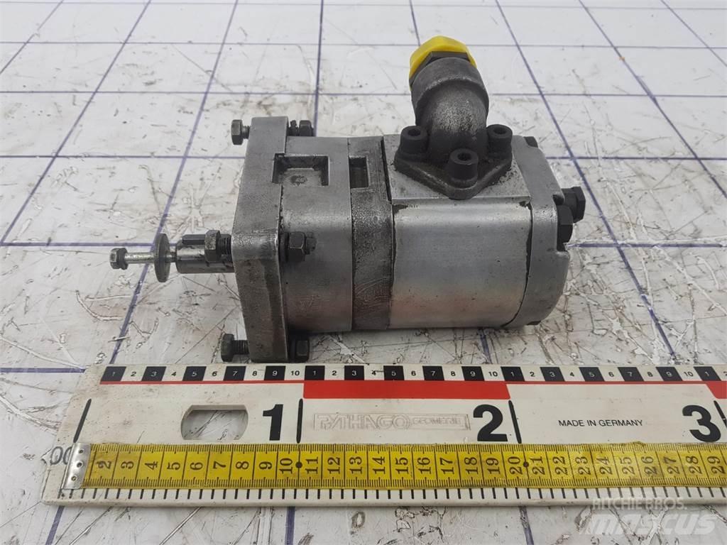  Duplomatic gear pump Delovi i oprema za kran