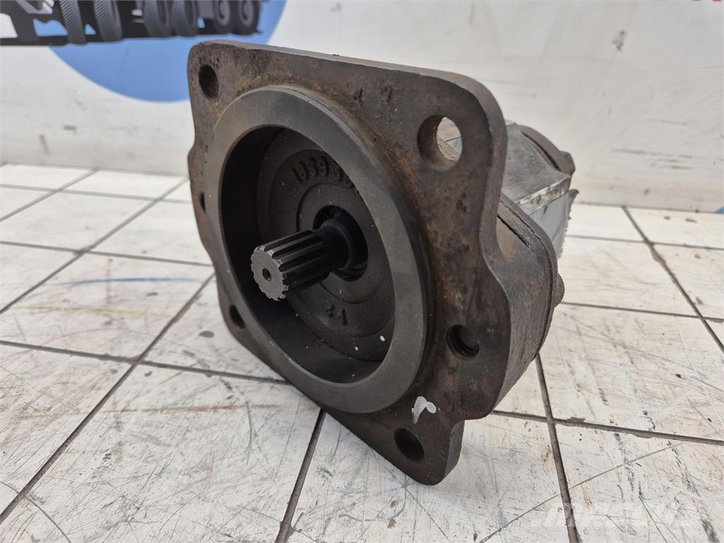  Gear pump Delovi i oprema za kran
