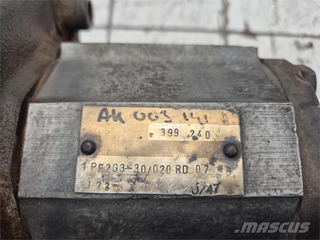  Gear pump Delovi i oprema za kran