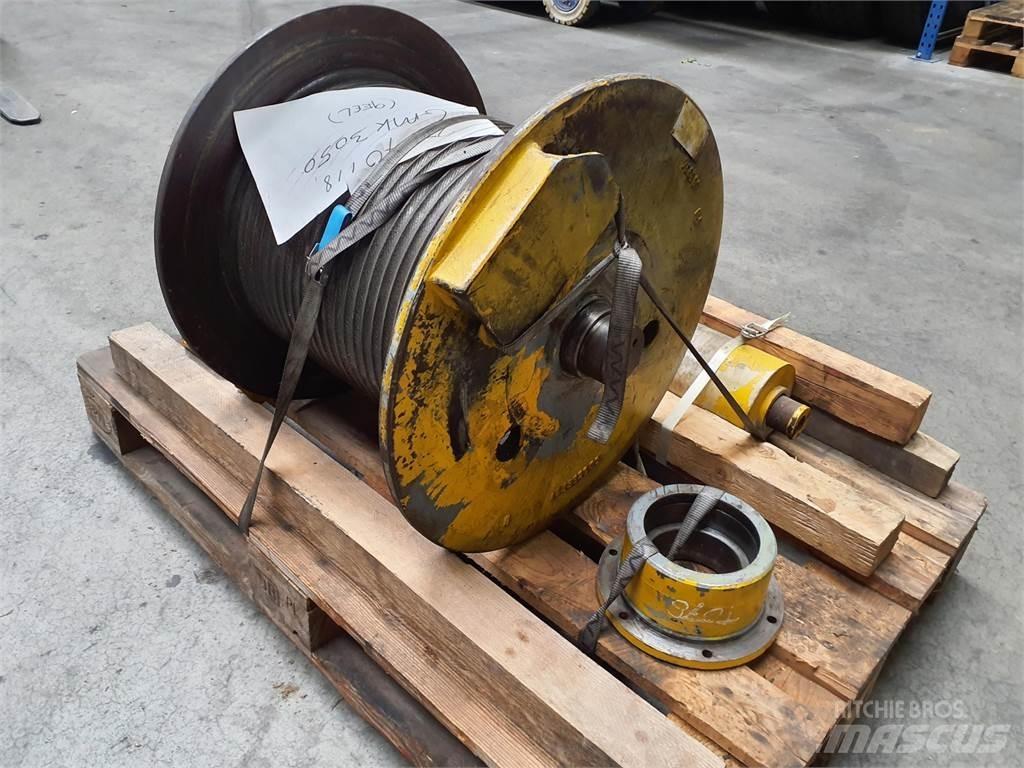 Grove GMK 3050 winch Delovi i oprema za kran