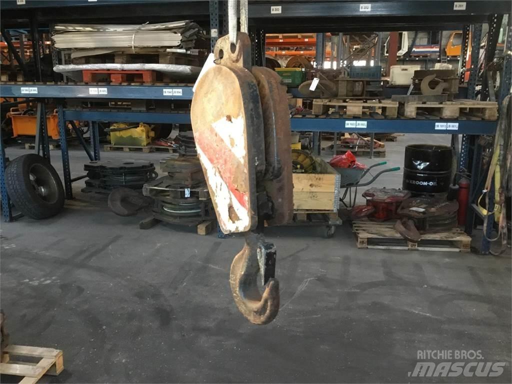  Hookblock 5ton Delovi i oprema za kran