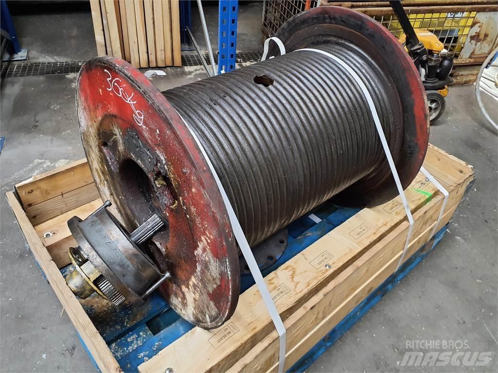 Krupp KMK 4070 winch Delovi i oprema za kran