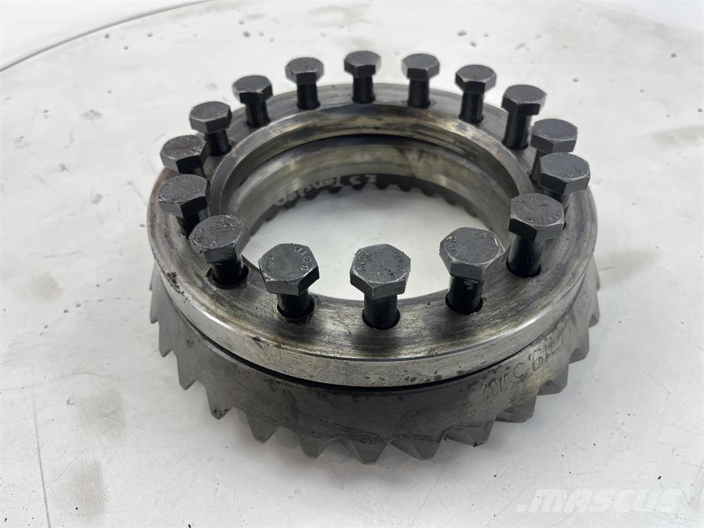 Krupp KMK diff box Delovi i oprema za kran