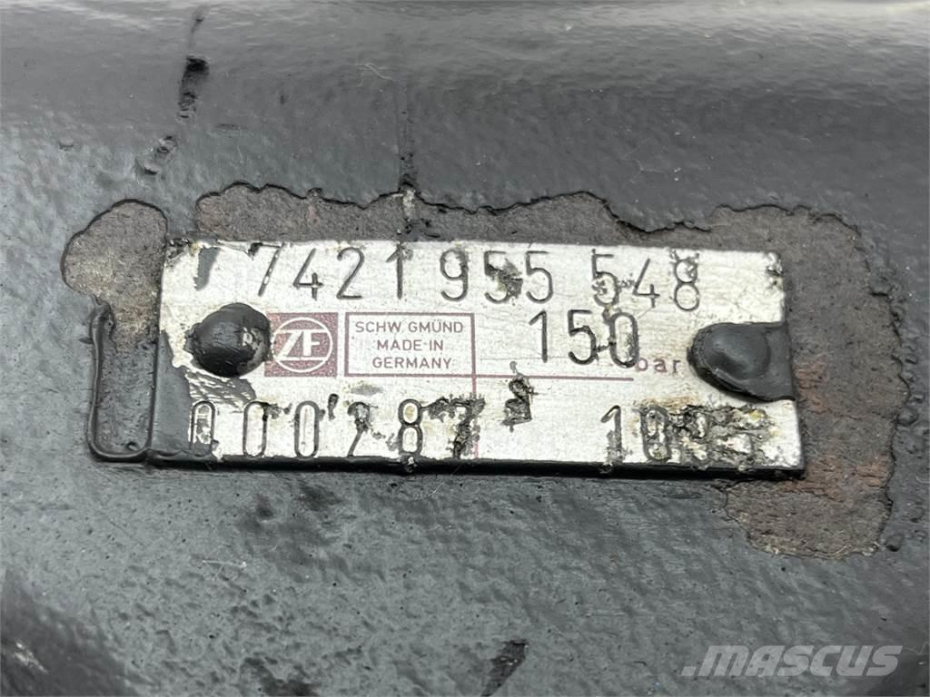  Steering box Delovi i oprema za kran