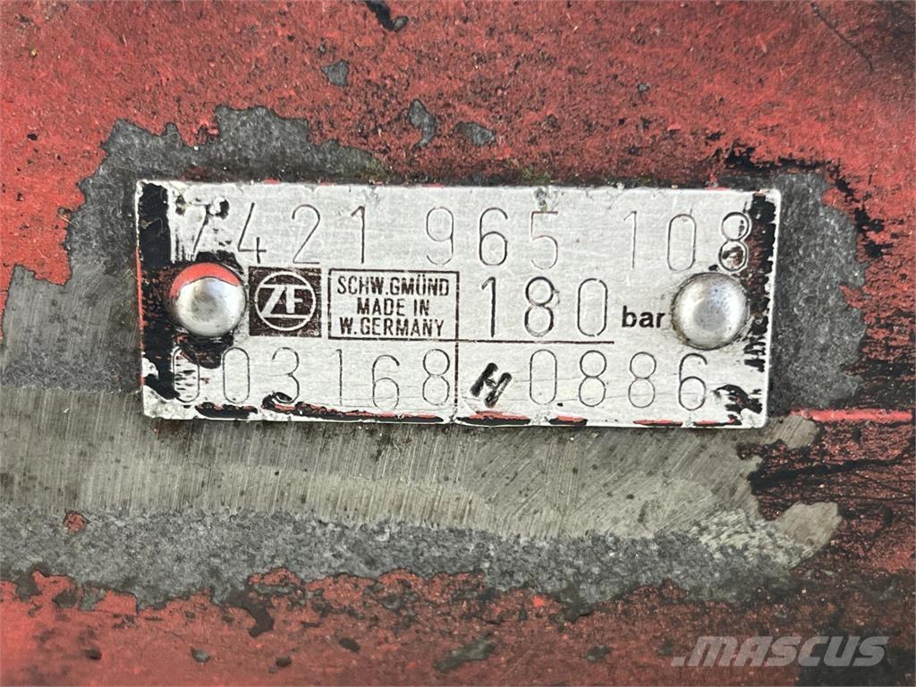  Steering box 180bar Delovi i oprema za kran