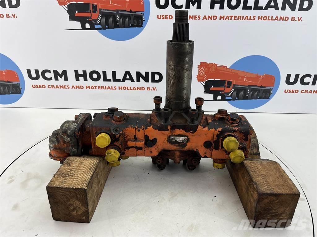  Steering box 210bar Delovi i oprema za kran