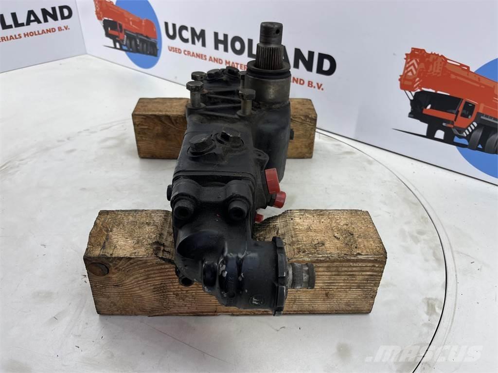  Steering box 210bar Delovi i oprema za kran