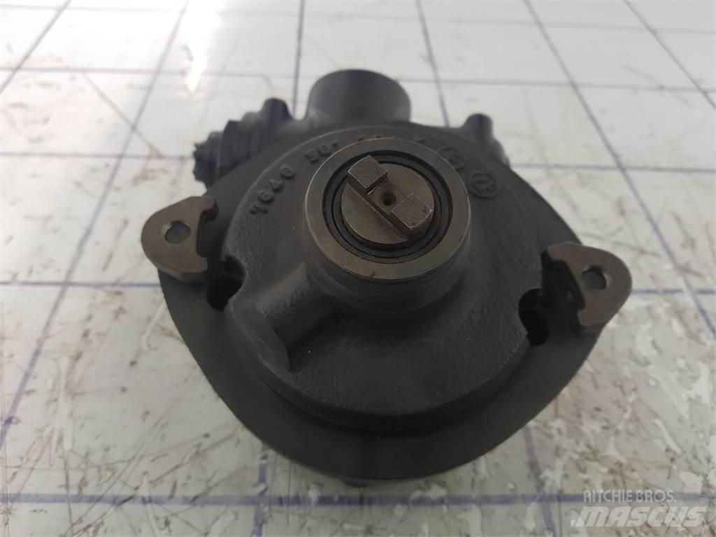ZF steering pump Delovi i oprema za kran
