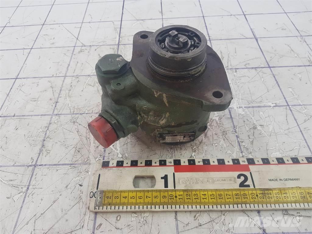ZF steering pump Delovi i oprema za kran