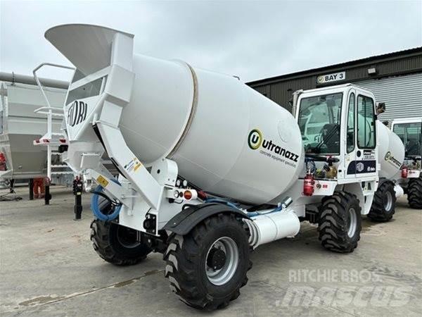 Fiori DB560T Kamioni mešalice za beton