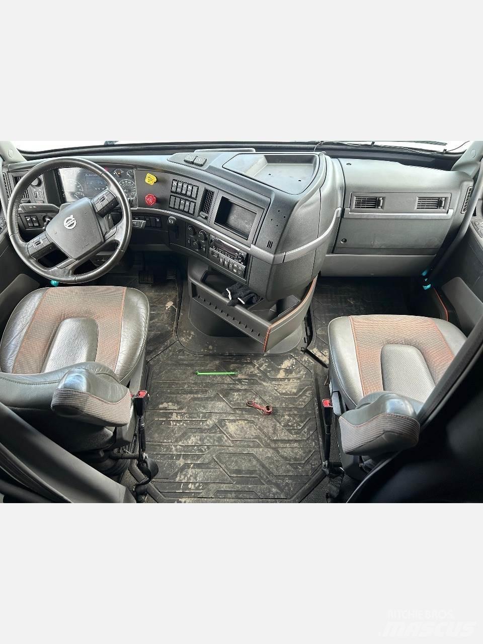 Volvo VNL Tegljači