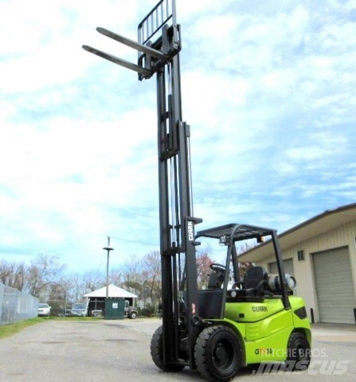 Clark GTS30L Ostalo za građevinarstvo