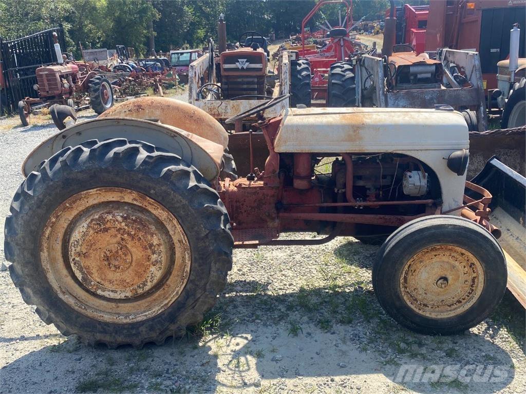 Ford 8N Ostalo za građevinarstvo