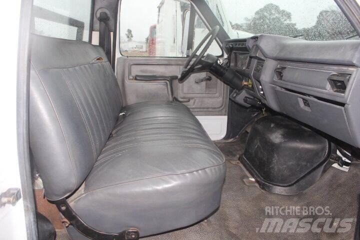Ford F-600 Ostalo za građevinarstvo
