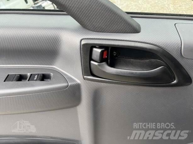 Isuzu NRR Ostalo za građevinarstvo