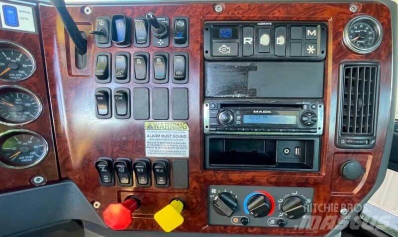Mack CXU613 Ostalo za građevinarstvo