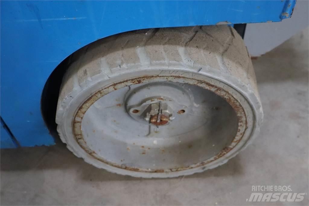 Genie GS1532 Makazaste platforme